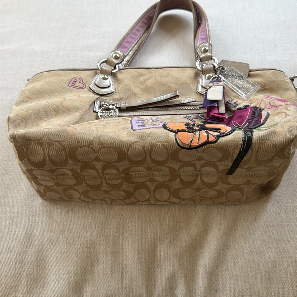 Coach Poppy Beige and Purple shoulder bag - Picture 3 of 8